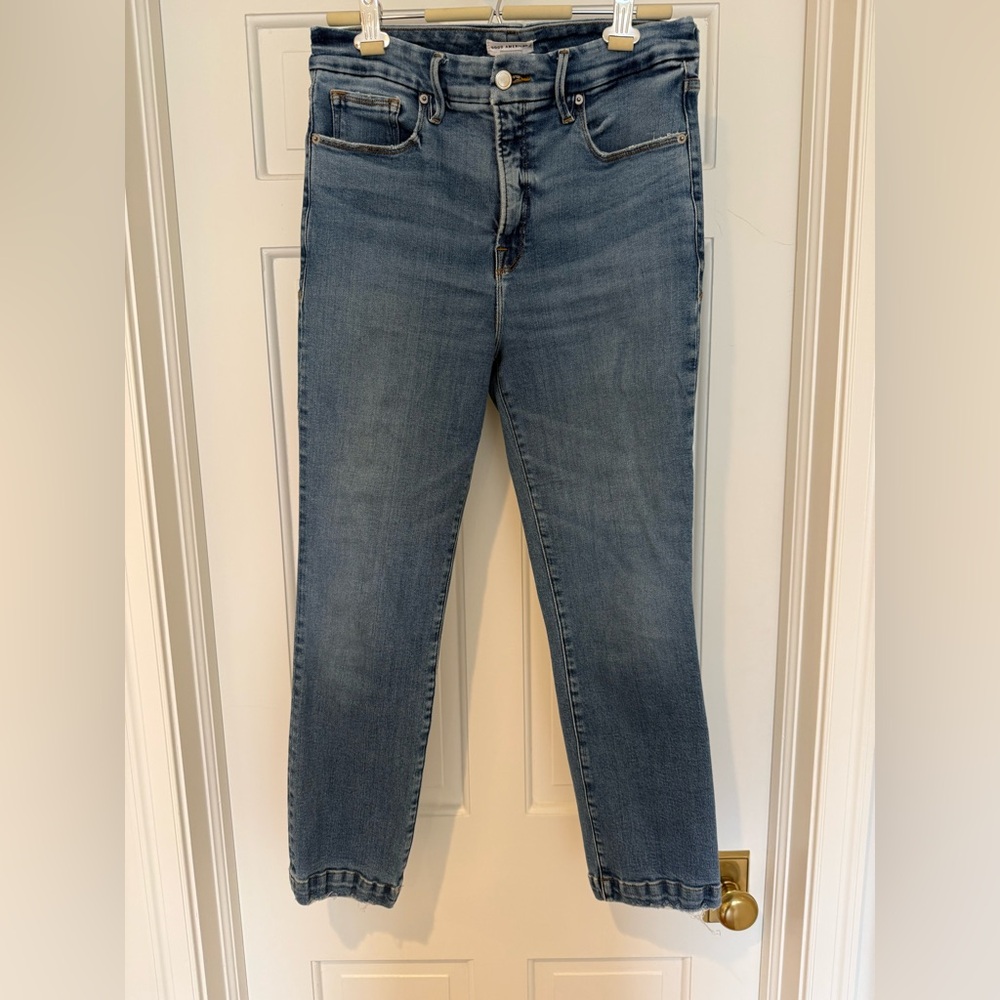 Good American Good Legs Straight Jeans